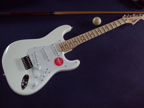 Scalloped squier sonic strat - scalloped,